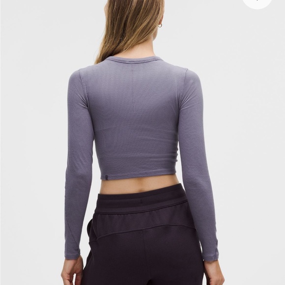 Lululemon longsleeve - Picture 2 of 4